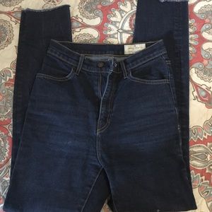 High Waisted blue jeans!